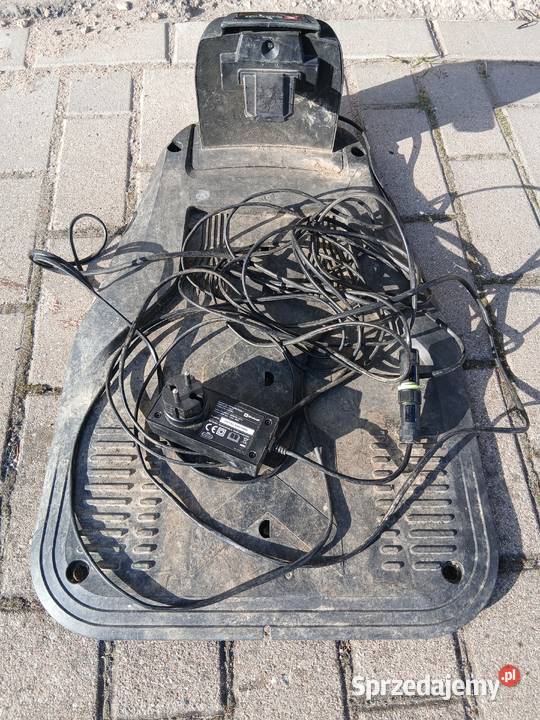 Baza stacja ładowania dokująca do robota
