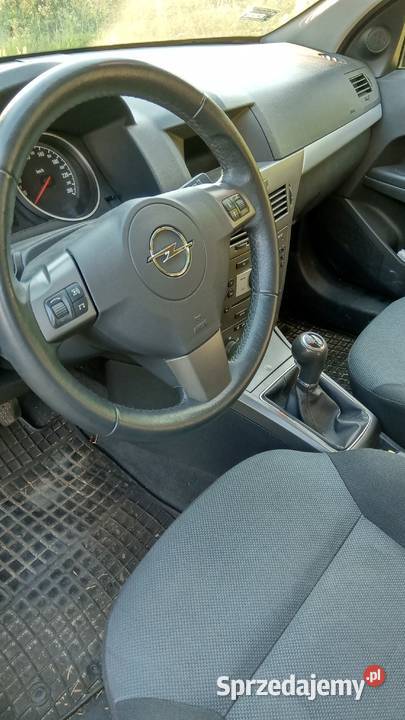 Opel Astra H Kombi 2006 CD Astra Polkowice