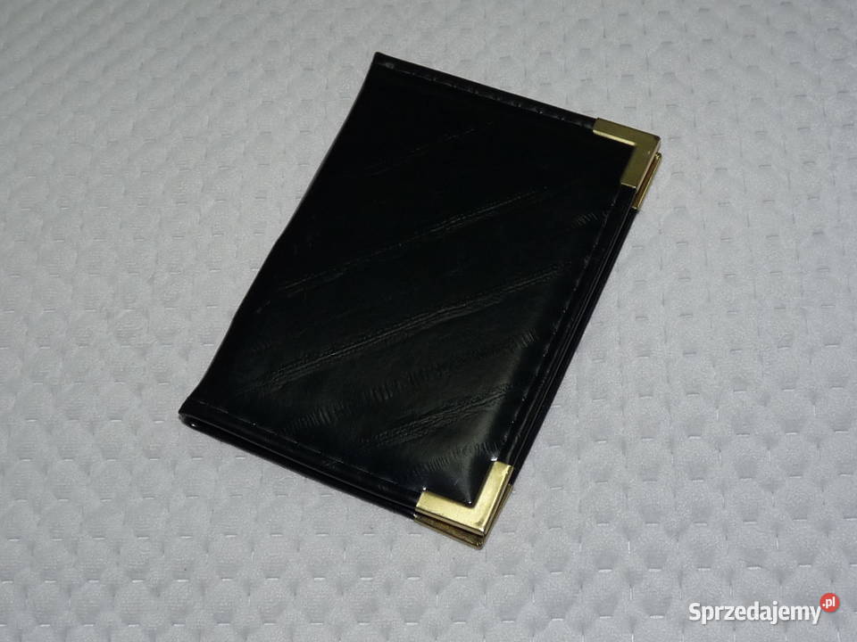 Notes z książeczką adresową w czarnej okładce Kraków