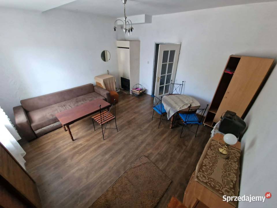 Bezczynszowe mieszkanie parter kamienica 2pokoje Pabianice