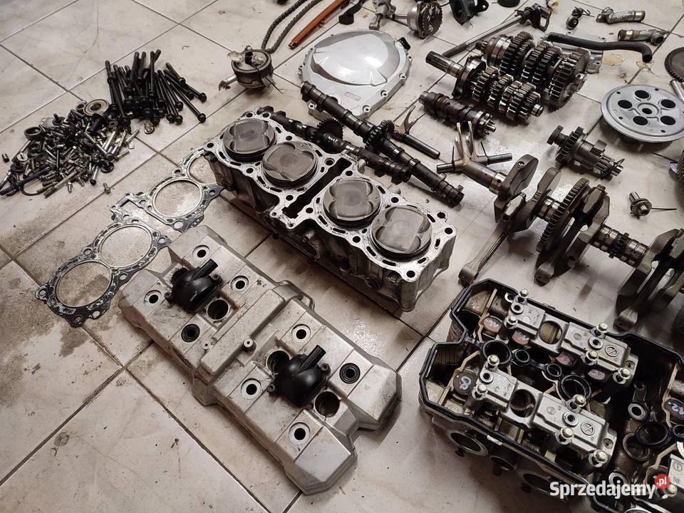 Suzuki GSF 1250 silnik W705 części skrzynia Silniki i osprzęt