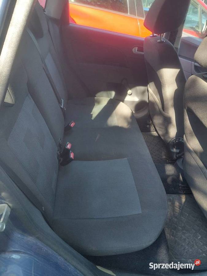 Ford Fiesta 14
