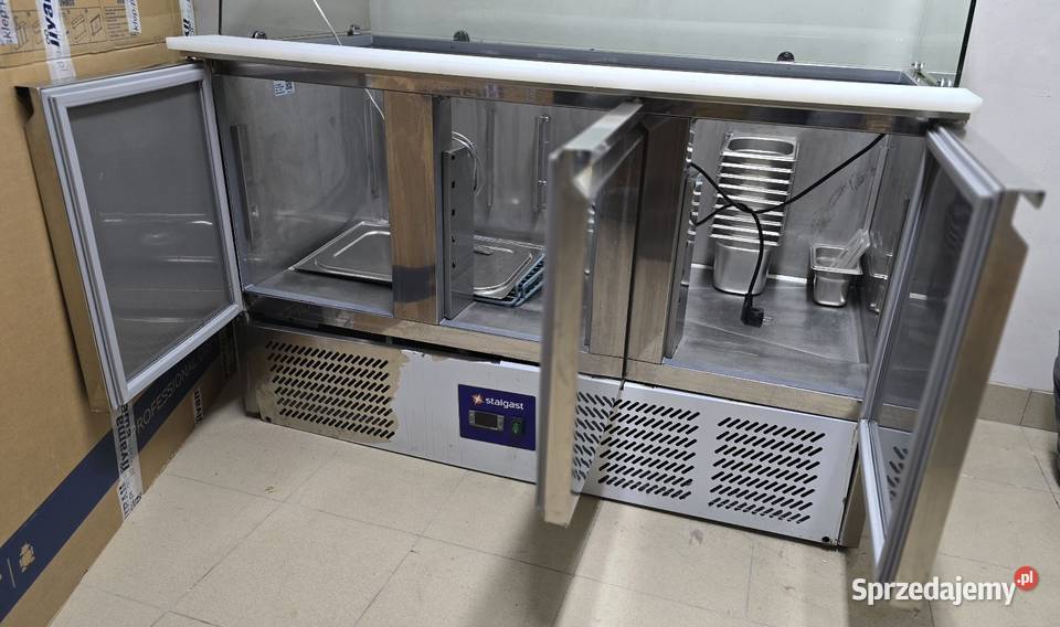 Stół chłodniczy 3 drzwiowy STALGAST 832232 z Biznes i Przemysł Siedlce