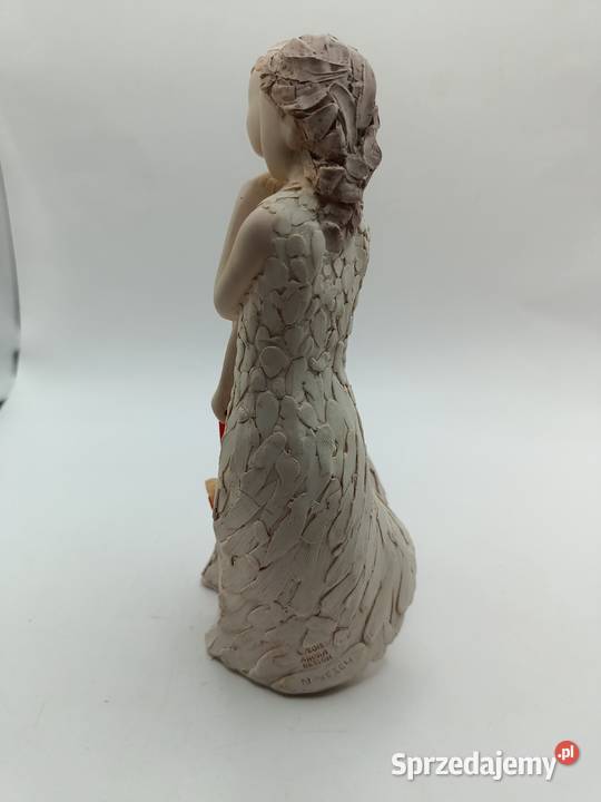 Figurka dziewczyny przyjaźń Aurora Design More