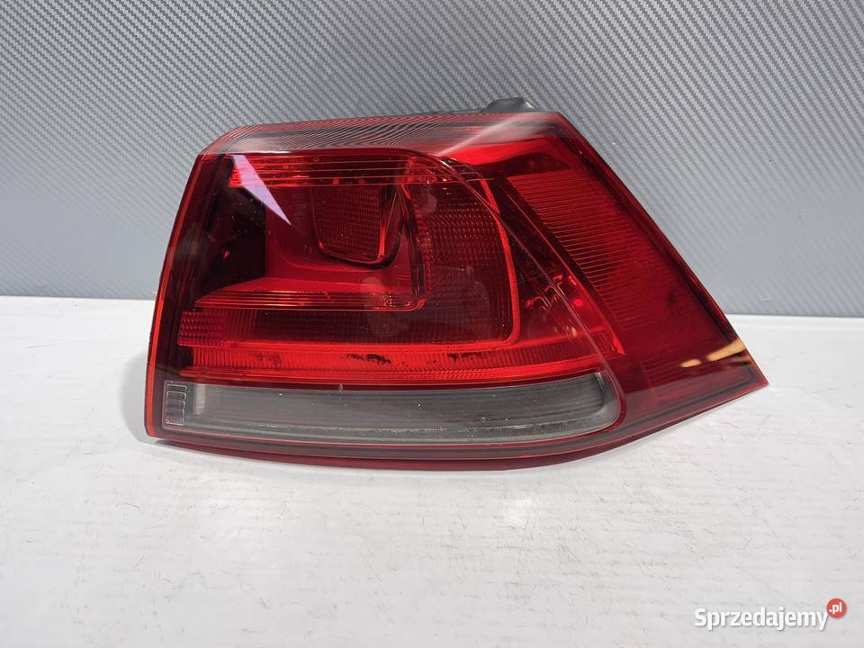 VW GOLF 7 PRAWA LAMPA TYŁ Ostroróg