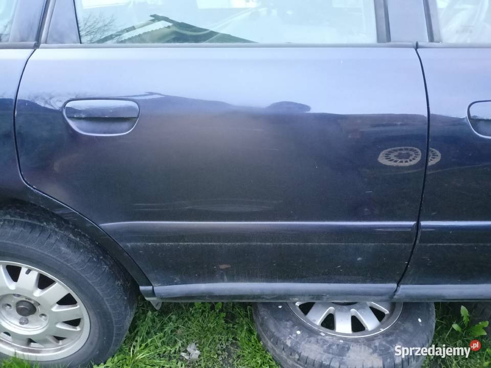 Drzwi Gołe Tył Prawy LY5L Audi A4 B5 a7 osobowe Części samochodowe śląskie Myszków