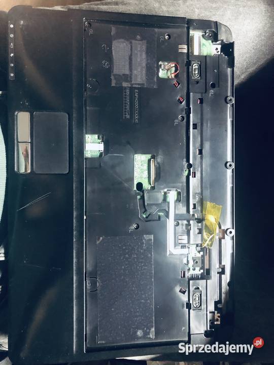 Fujitsu LifeBook AH530 palmrest touchpad