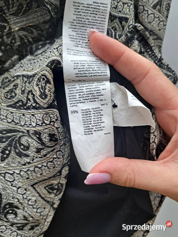 Stylowa bluzka Reserved z wzorem paisley rozmiar czarny Bluzki i koszule Trąbki Wielkie