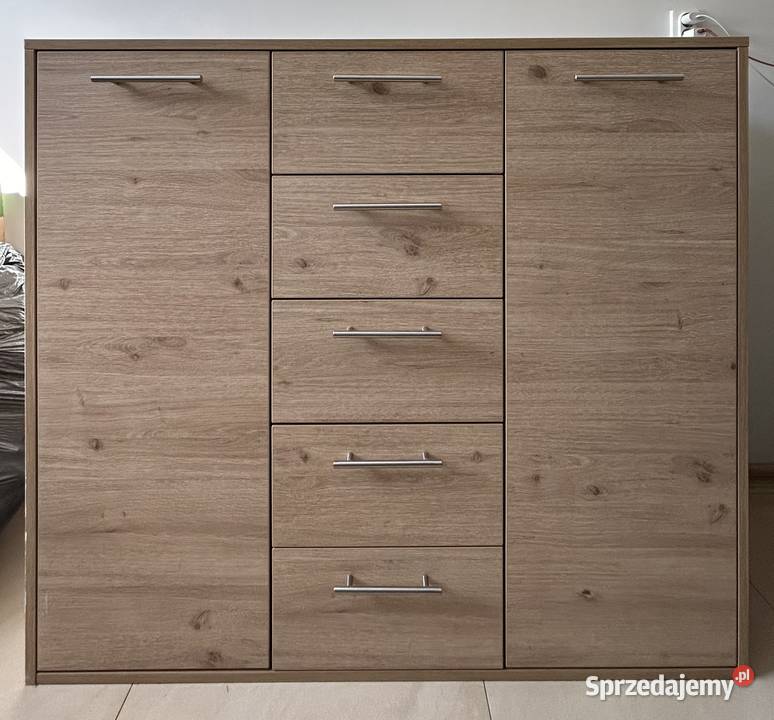 Komoda sprzedam szybko do negocjacji sprzedam