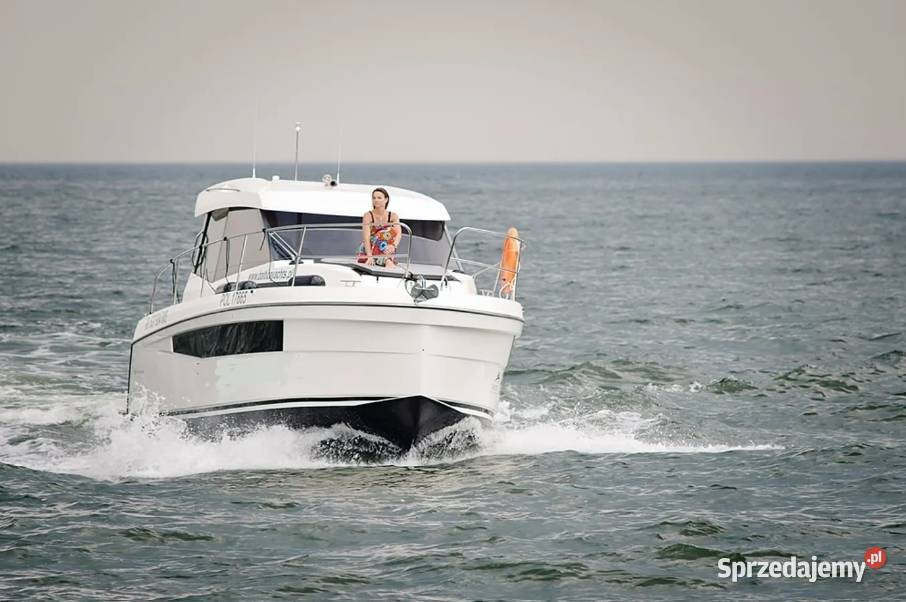 Jacht motorowy Platinum 989 Platinum 35 w top Rok produkcji 2017 Łodzie i motorówki Giżycko