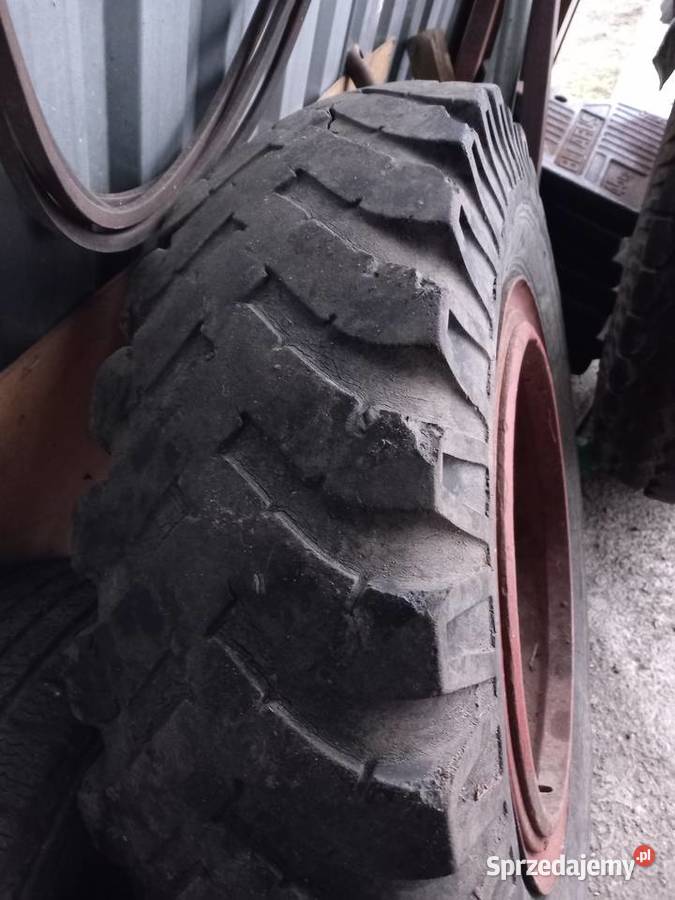 Kola i opony na felgach 8 otworow Baboszewo
