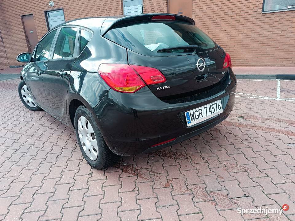 Opel Astra J 17 CDTI 110 Doinwestowany Zarejestrowany w Polsce Goszczyn