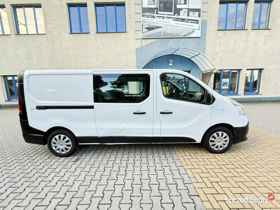 Renault Trafic Renault Trafic 16DCi 2017r L2H1 mazowieckie