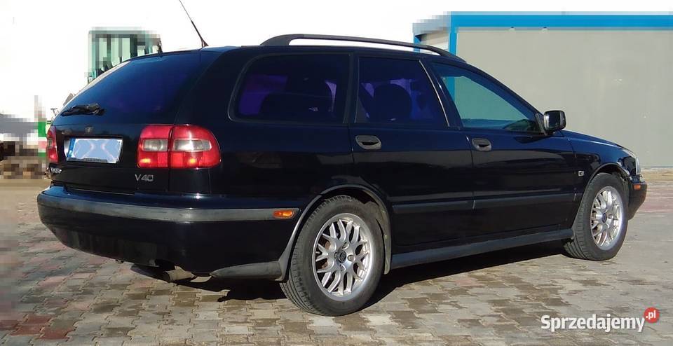 VOLVO V40 17 1999 115 BLPG4letnia Konin