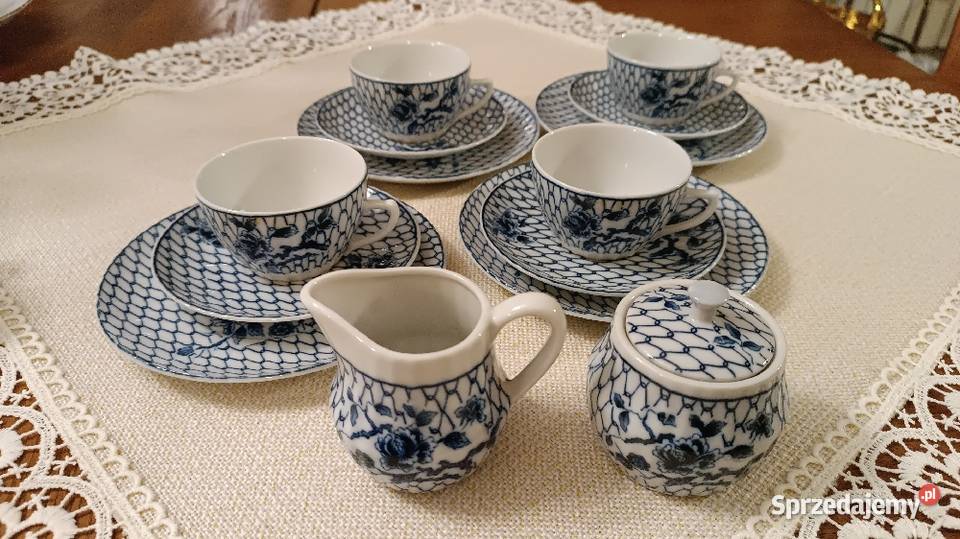 Porcelana z siatką kobaltową Porcelana i szkło Gorlice sprzedam