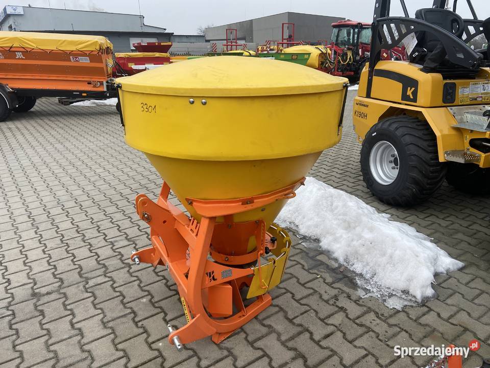 Posypywarka piaskarka Pronar 250 300 Dostępna wielkopolskie Opatówek