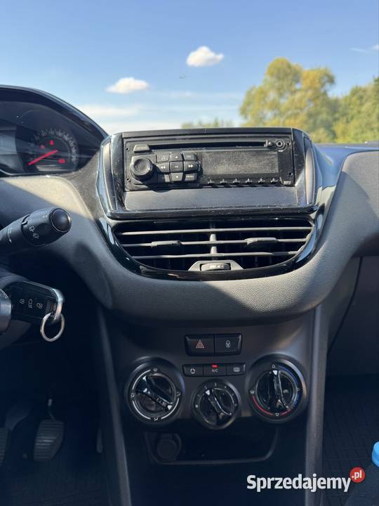 Peugeot 208 14hdi Nisko