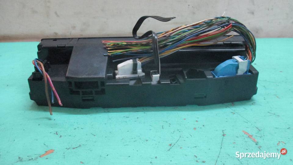BMW E38 LIFT 01r panel klimatyzacji 6901306 osobowe