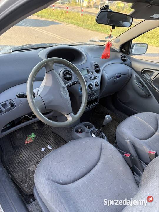 Toyota yaris w pełni sprawna mazowieckie Warszawa