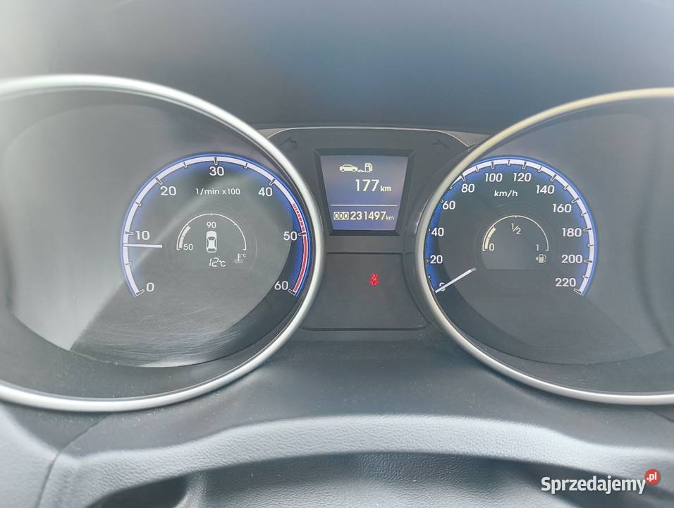 Hyundai ix35 20 Diesel sprowadzony Samochody osobowe świętokrzyskie Skorzeszyce