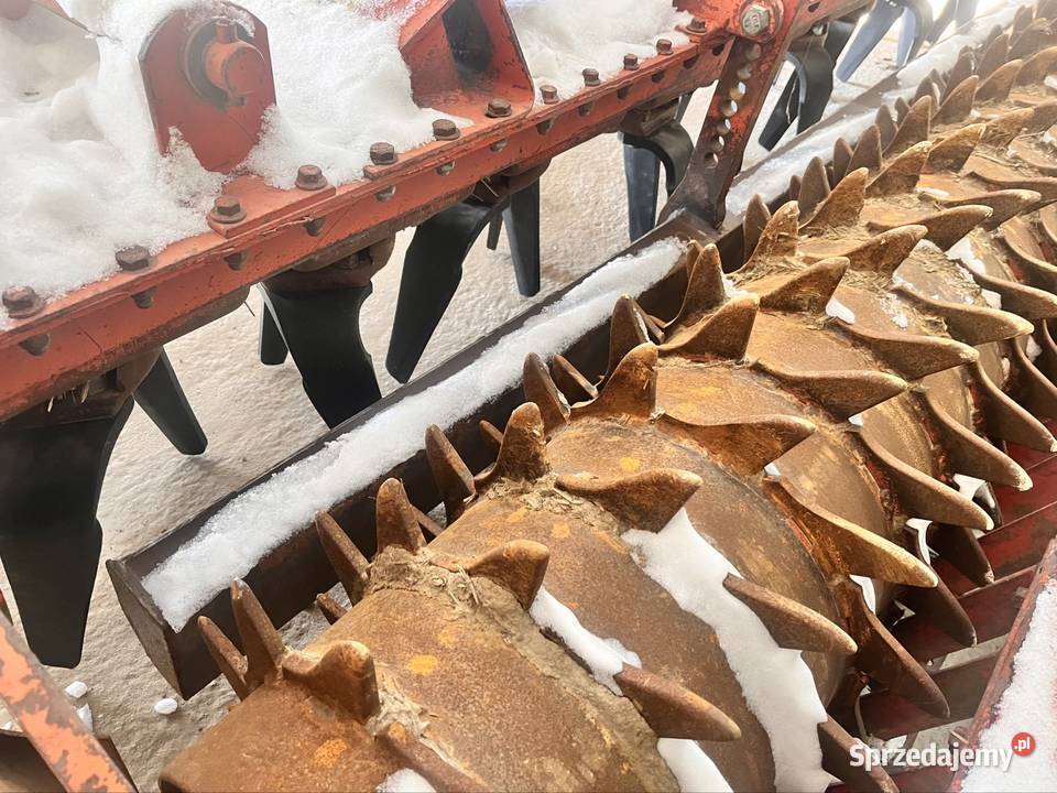 Brona wirnikowa agregat aktywny Kuhn 4502HR 45m pomorskie Mała Słońca