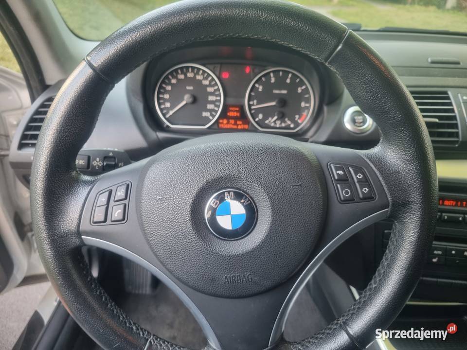 BMW E87 LIFT seria1 benz klima czujn parkowania elektrycznie ustawiane fotele Bielsko-Biała sprzedam