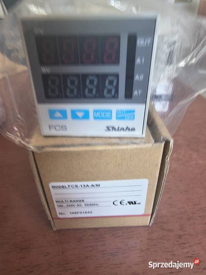 Shinko FCS13A cyfrowy mikroprocesorowy regulator Pozostałe Nowy Kazanów