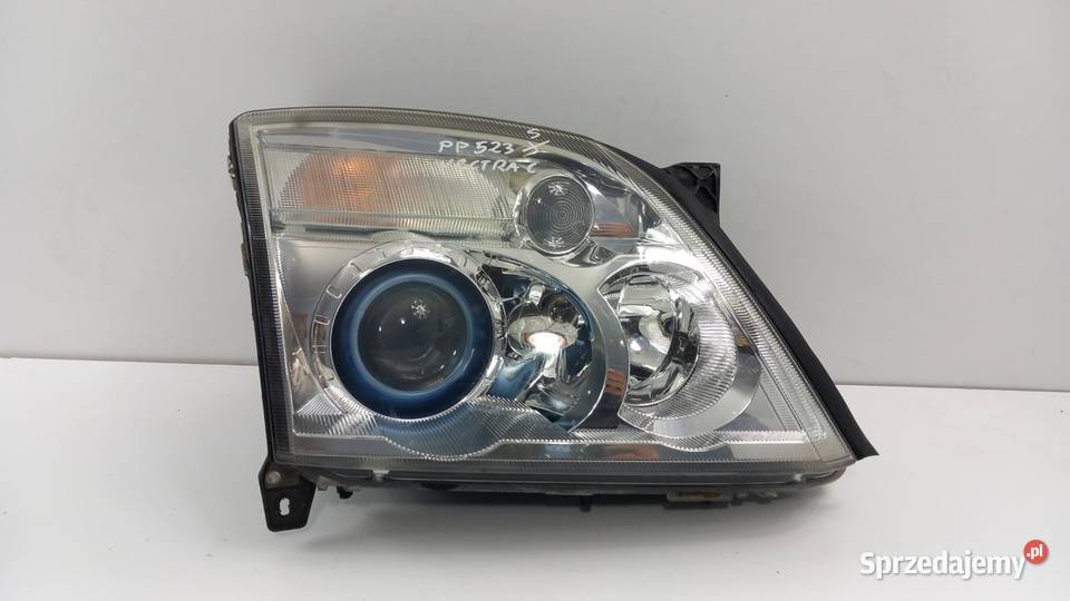 OPEL VECTRA C LAMPA PRZÓD PRAWA BI XENON osobowe Lampy przednie Zbierkowo