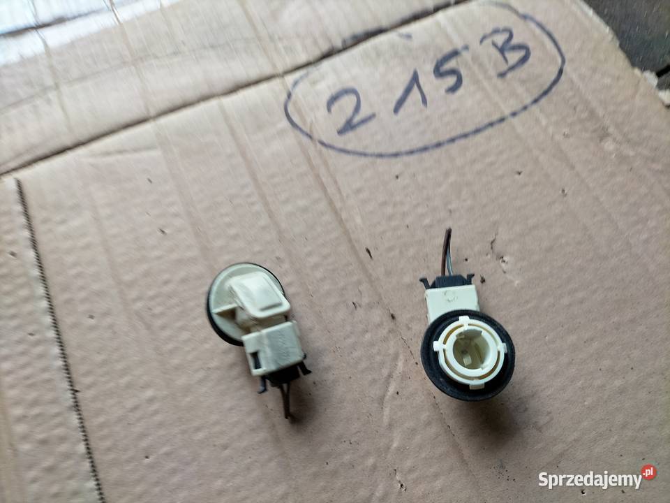 SEAT CORDOBA MK1 WTYCZKA KOSTKA WKŁAD ŻARÓWKI Pozostałe Kamień-Kolonia