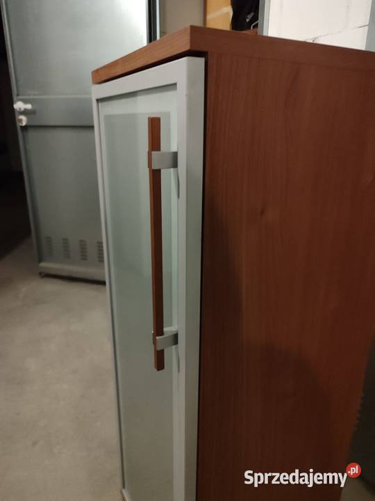 Szafka z drzwiami Wrocław sprzedam
