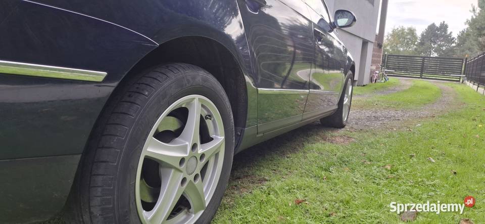 Passat b6 2008r 19 tdi Passat Chybie