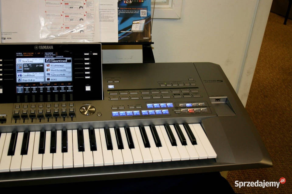 Yamaha Tyros 5 z 61 klawiszami Yamaha Instrumenty klawiszowe i MIDI Legnica