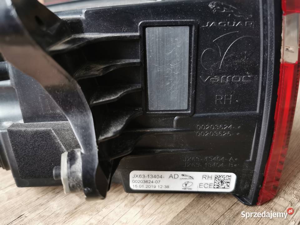 JAGUAR XF260 SPORTBRAKE PRAWA TYLNA LED 17 Prawe dolnośląskie Pielgrzymka