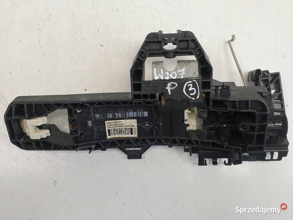 Mercedes C207 A207 W207 ZAMEK DRZWI PRAWY przód Chełm
