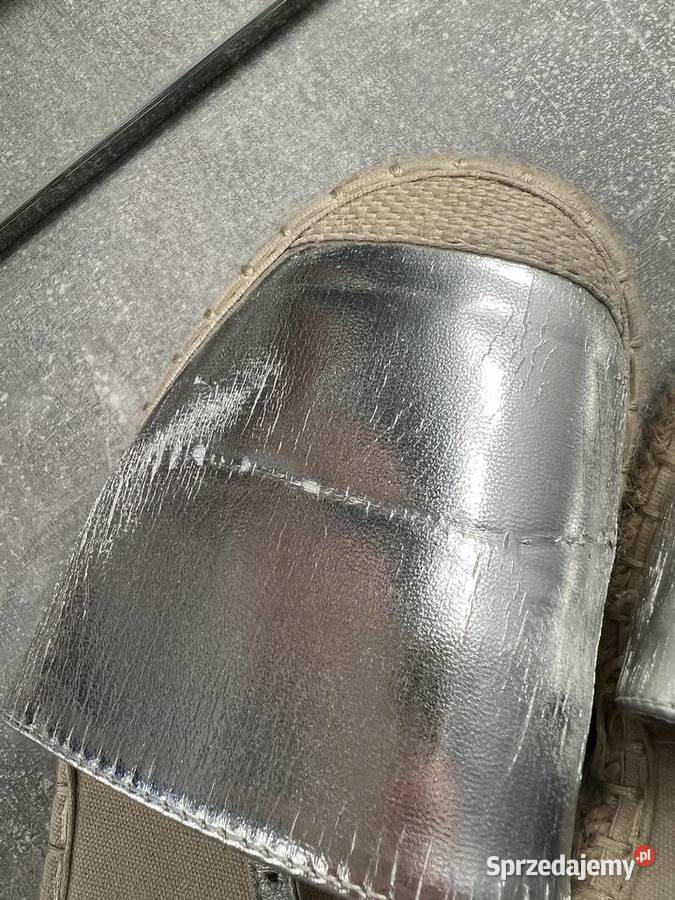 Espadrylebalerinki z paskiem SREBRNE DeeZee Jasło