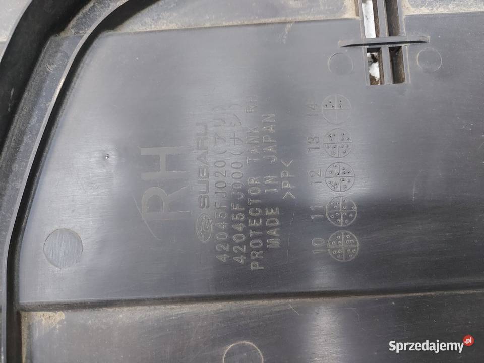 Subaru WRX STI 2015r płyta osłona podwozia prawa Elementy wygłuszające