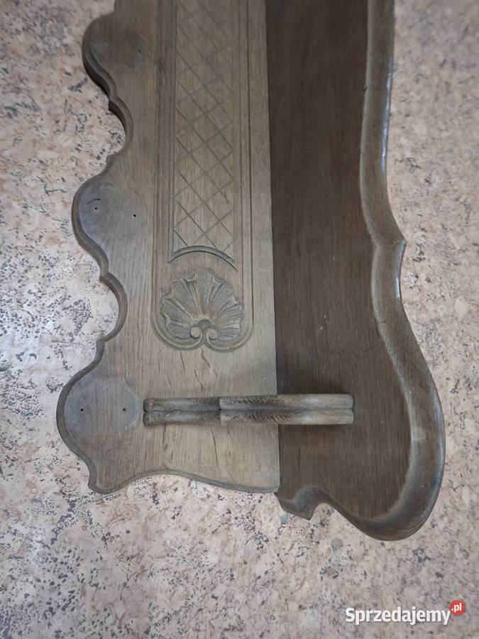 Stara drewniana półka do odnowienia