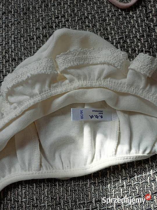 Czapeczki wiosenne 3638 i 4042 3 sztuki 12 Włocławek sprzedam