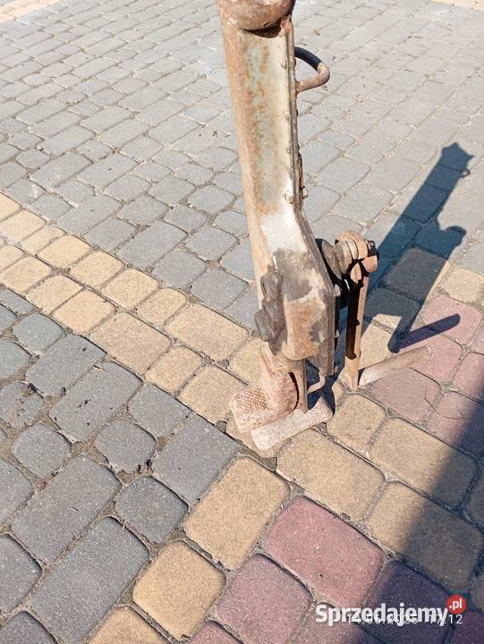 Podnośnik kolejowy masywny Ciekoty