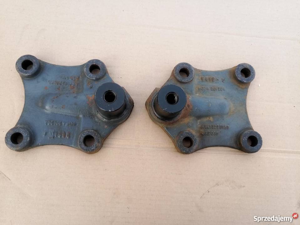 MERCEDES 1823 WIESZAK STABILIZATORA 9413230163 Zawieszenie i układ kierowniczy Rzędowice