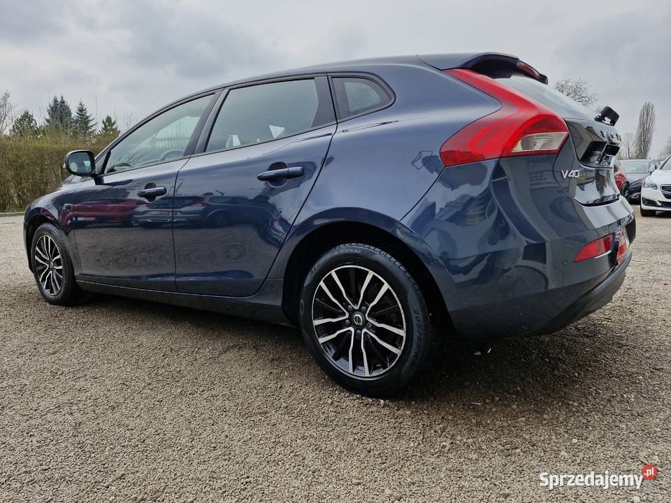 20D 120 gwarancja serw ASOlakier fabryczny stan autoalarm V40 Kraków sprzedam