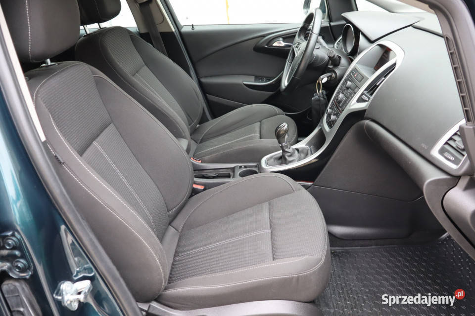 Opel Astra 16 CDTI gniazdo USB Zabrze