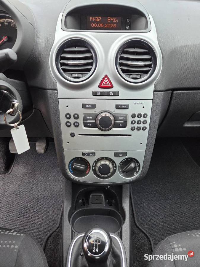 Opel Corsa 14 B 2011 SATELITE Drawski Młyn