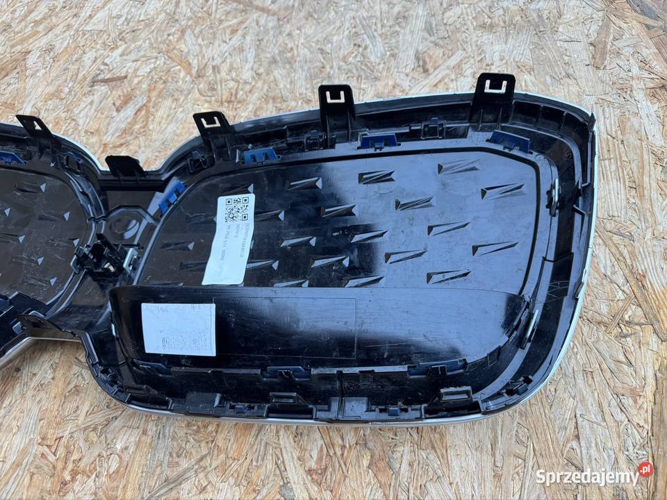Grill atrapa chłodnicy BMW ix3 G08 kamera Międzychód