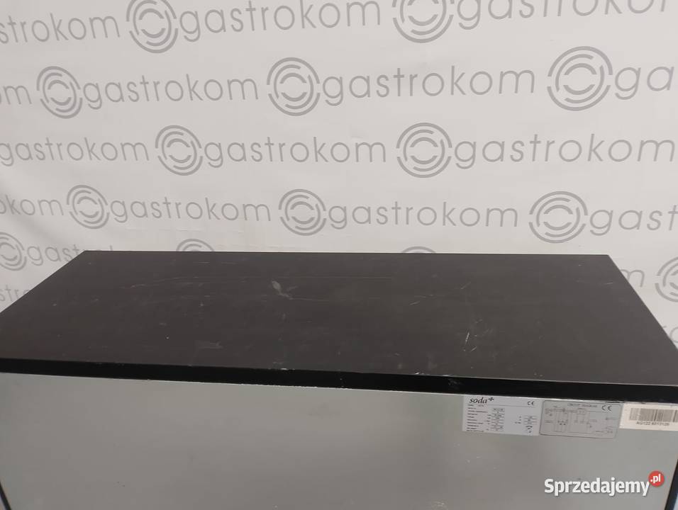 WITRYNA CHŁODNICZA DO BUTELEK 3DRZWIOWA SODA