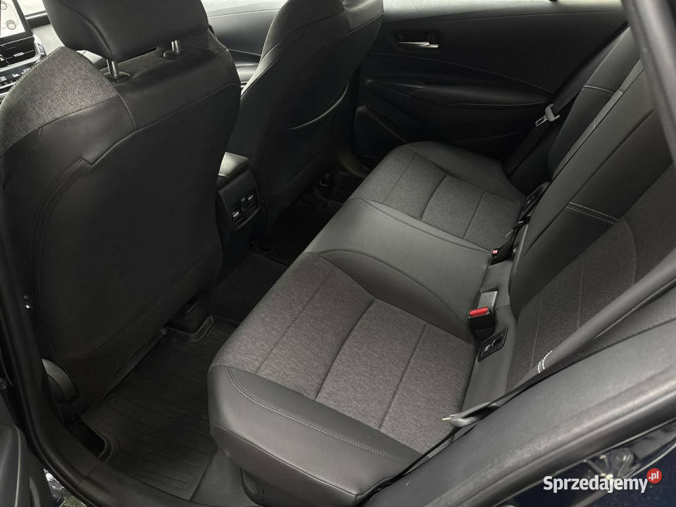 Toyota Corolla 20 Hybrid 196 STYLE salon Polska relingi dachowe mazowieckie