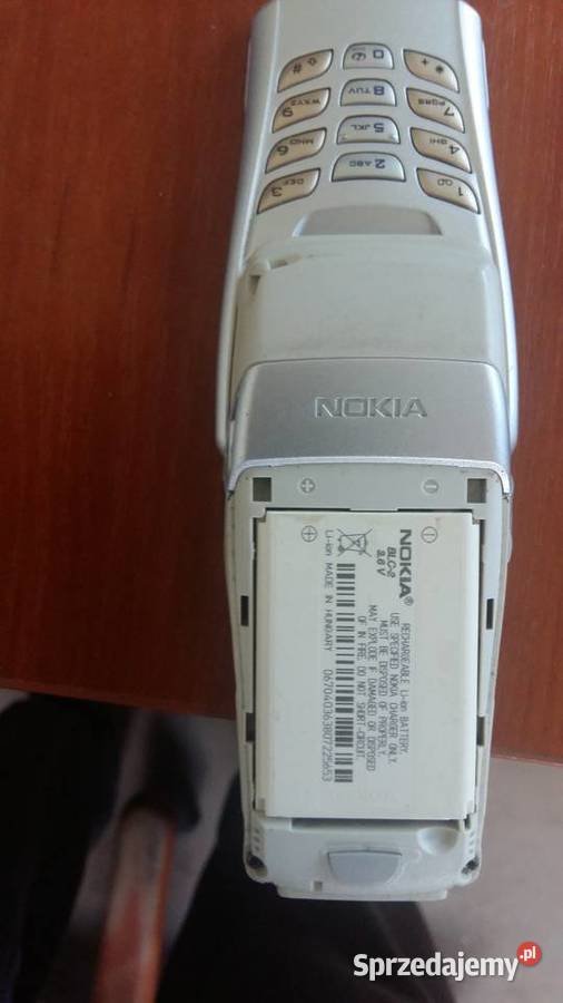 Telefon komórkowy z rozkładaną klawiaturą wielkopolskie