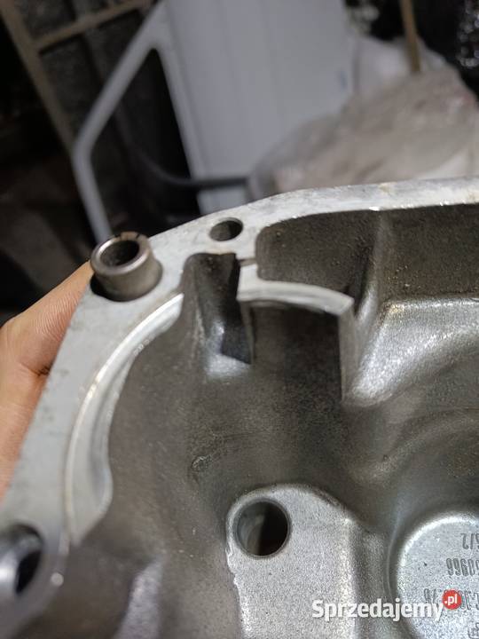 Pokrywa tylna skrzyni biegów fiat 126p Siepraw sprzedam