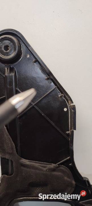 VOLVO XC40 OSŁONA SILNIKA 32241049 osobowe sprzedam