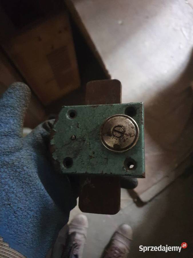 Stary metalowy zamek rygiel drzwiowy vintage PRL Pozostałe Warszawa
